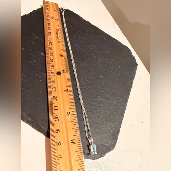 Silver Necklace with Aquamarine Gemstone - Picture 6 of 8